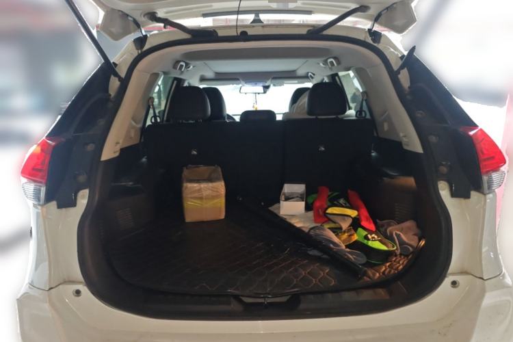 Used Nissan X-Trail 2019 2.0L CVT Comfort Edition 2WD Trunk