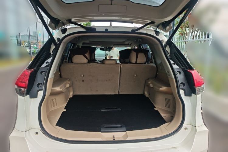 Used Nissan X-Trail 2019 2.5L CVT Smart Connect Luxury Edition 4WD Trunk