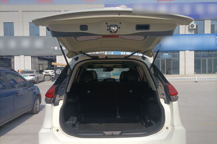 Used Nissan X-Trail 2019 2.0L CVT Smart Connect Comfort Edition 2WD Trunk