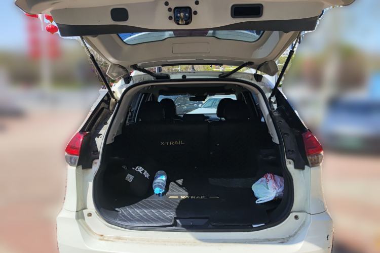 Used Nissan X-Trail 2019 2.0L CVT Smart Connect Comfort Edition 2WD Trunk