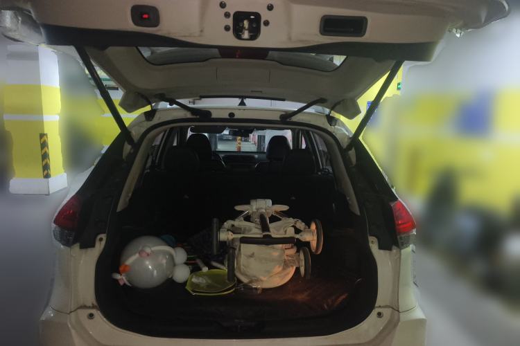 Used Nissan X-Trail 2019 2.0L CVT Smart Connect Comfort Edition 2WD Trunk