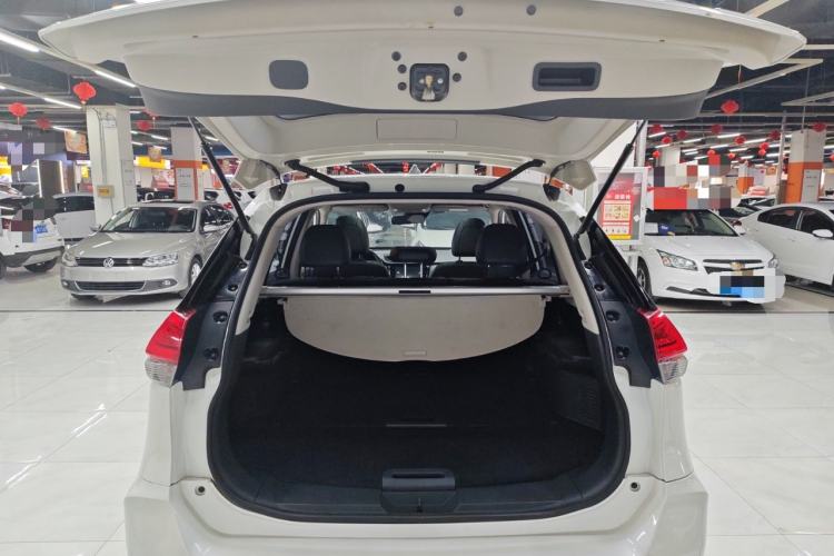 Used Nissan X-Trail 2019 2.0L CVT Smart Connect Comfort Edition 2WD Trunk