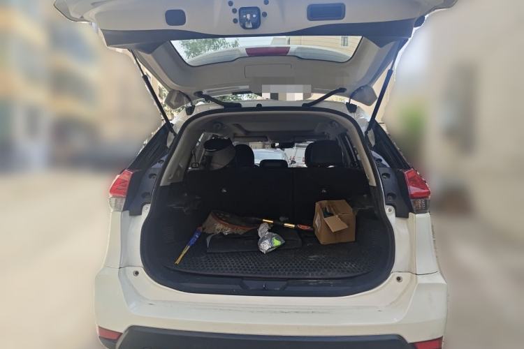 Used Nissan X-Trail 2019 2.0L CVT Comfort Edition 2WD Trunk