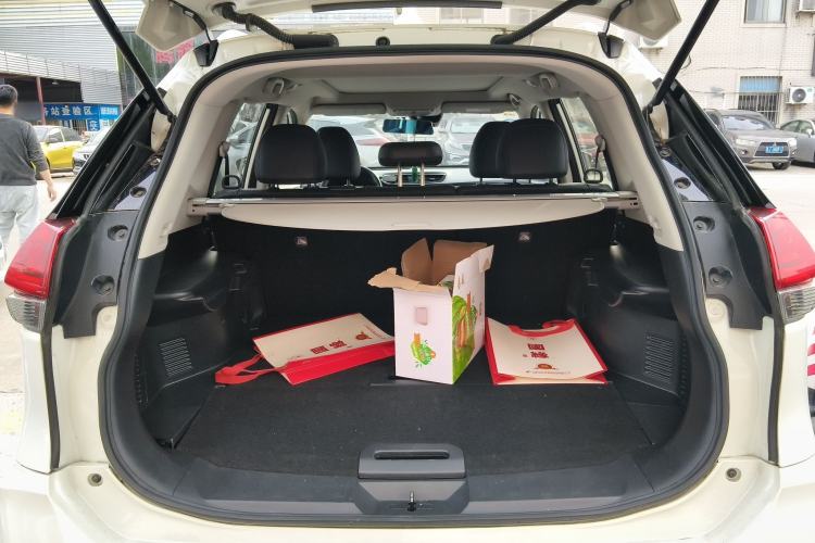 Used Nissan X-Trail 2019 2.0L CVT Comfort Edition 2WD Trunk