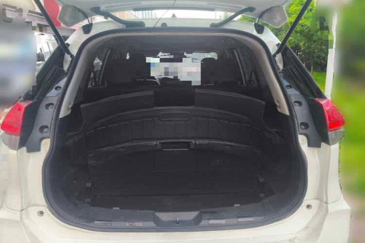 Used Nissan X-Trail 2019 2.0L CVT Smart Connect Comfort Edition 2WD Trunk