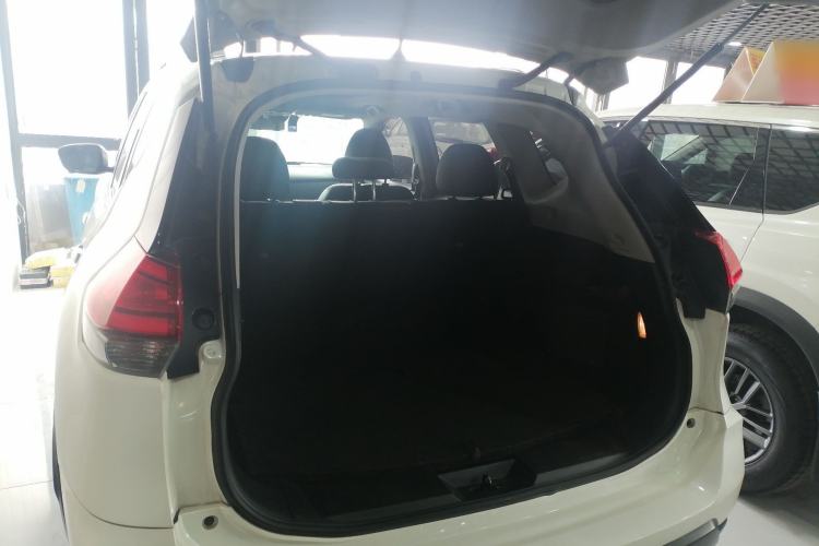 Used Nissan X-Trail 2019 2.0L CVT Smart Connect Comfort Edition 2WD Trunk