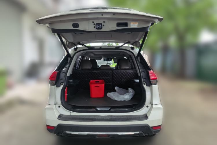 Used Nissan X-Trail 2019 2.0L CVT Smart Connect Comfort Edition 2WD Trunk