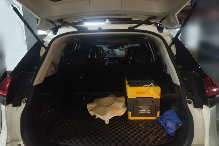 Used Nissan X-Trail 2019 2.0L CVT Smart Connect Comfort Edition 2WD Trunk