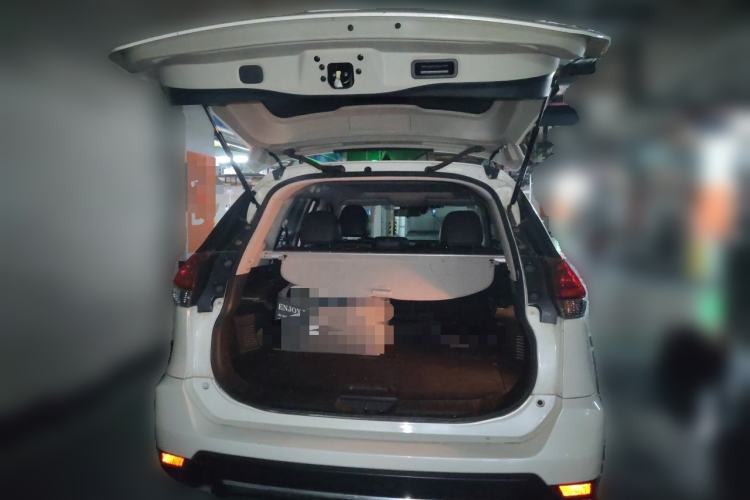 Used Nissan X-Trail 2019 2.0L CVT Smart Connect Comfort Edition 2WD Trunk