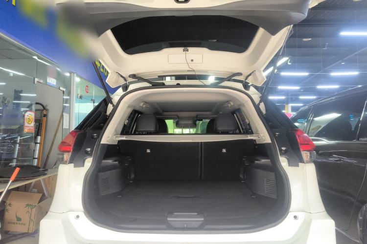 Used Nissan X-Trail 2019 2.0L CVT Smart Connect Comfort Edition 2WD Trunk