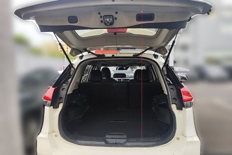 Used Nissan X-Trail 2019 2.0L CVT Smart Connect Comfort Edition 2WD Trunk