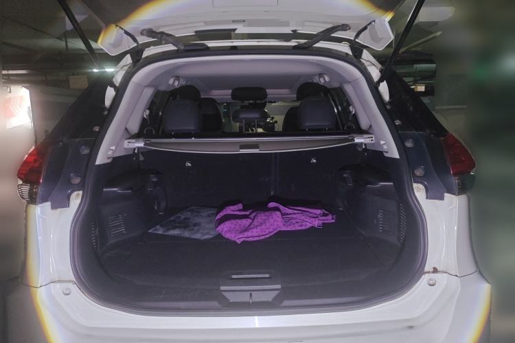 Used Nissan X-Trail 2019 2.0L CVT Smart Connect Comfort Edition 2WD Trunk
