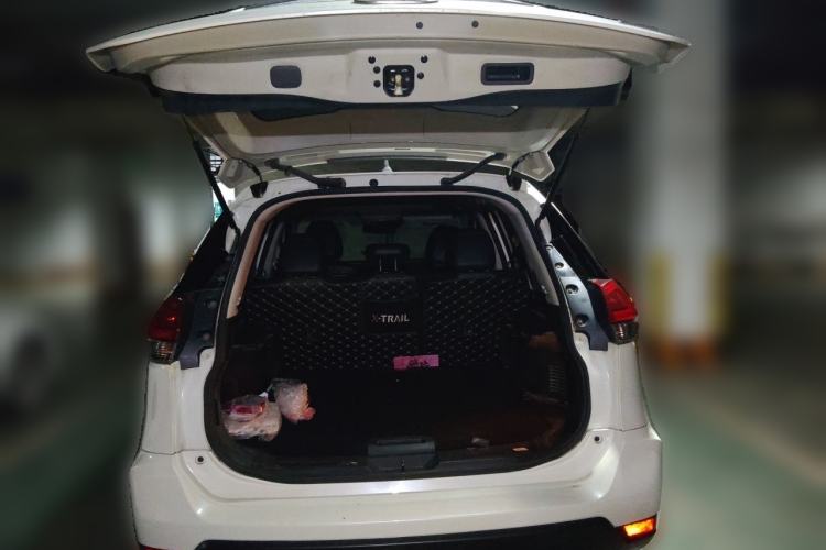 Used Nissan X-Trail 2019 2.0L CVT Smart Connect Comfort Edition 2WD Trunk