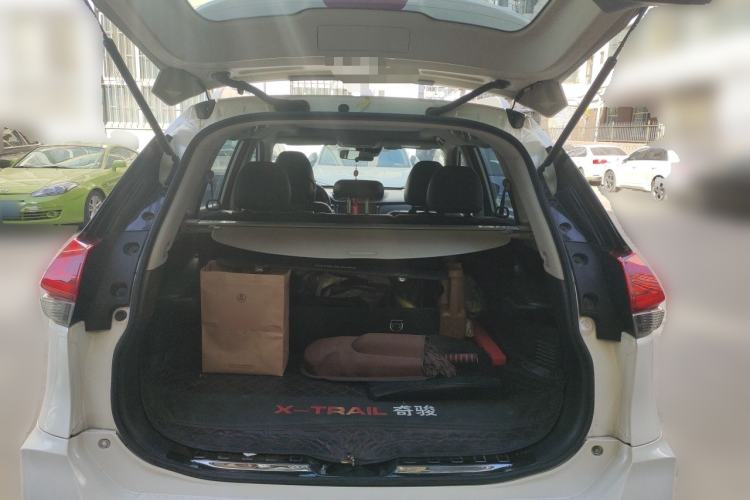 Used Nissan X-Trail 2019 2.0L CVT Smart Connect Comfort Edition 2WD Trunk
