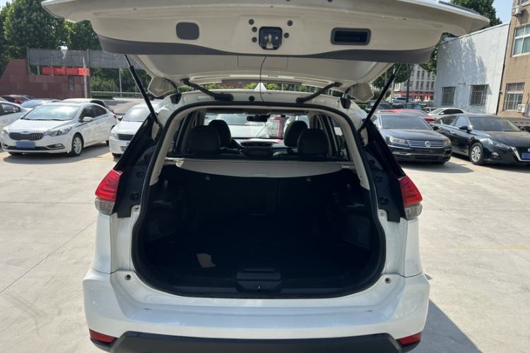 Used Nissan X-Trail 2019 2.0L CVT Smart Connect Comfort Edition 2WD Trunk