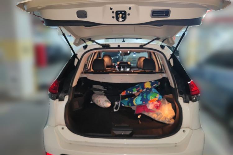 Used Nissan X-Trail 2019 2.0L CVT Smart Connect Comfort Edition 2WD Trunk