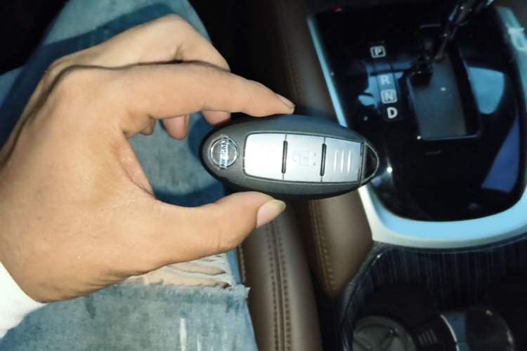 Used Nissan X-Trail 2019 2.0L CVT Smart Connect Comfort Edition 2WD Vehicle Key