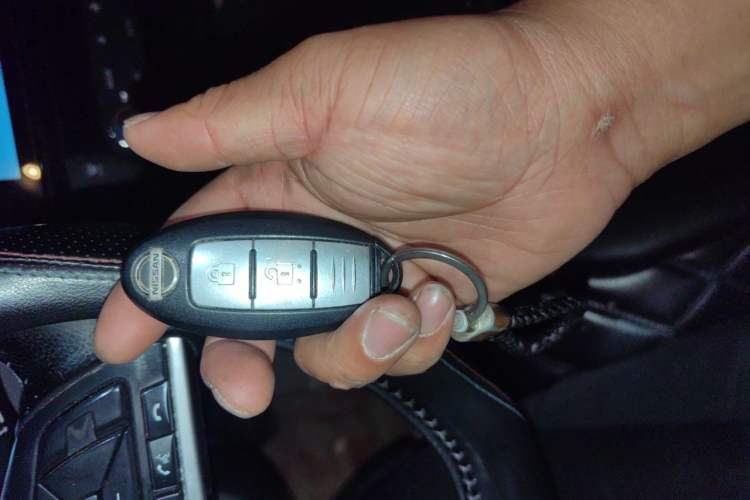 Used Nissan X-Trail 2019 2.0L CVT Smart Connect Comfort Edition 2WD Vehicle Key