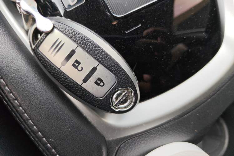 Used Nissan X-Trail 2019 2.0L CVT Smart Connect Comfort Edition 2WD Vehicle Key