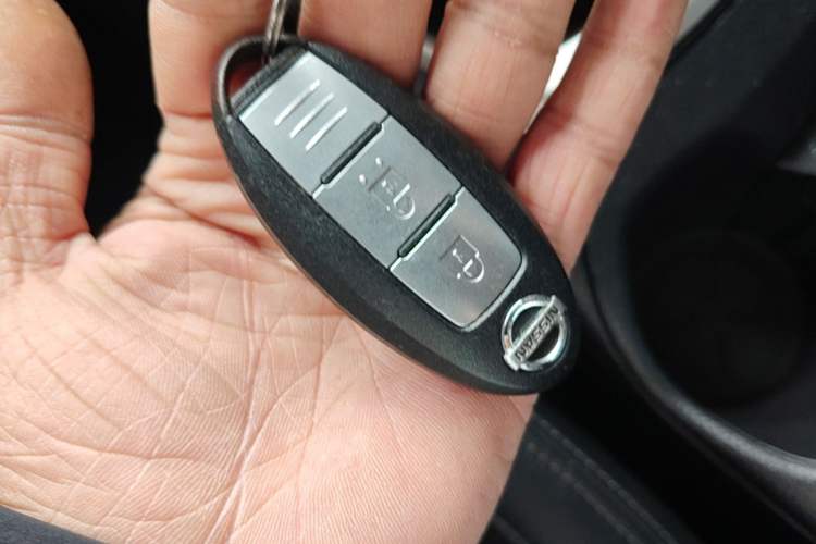 Used Nissan X-Trail 2019 2.0L CVT Smart Connect Comfort Edition 2WD Vehicle Key