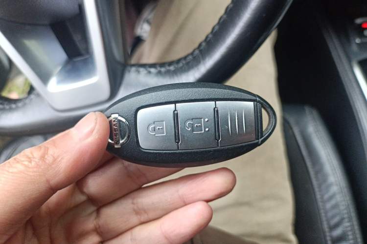Used Nissan X-Trail 2019 2.0L CVT Smart Connect Comfort Edition 2WD Vehicle Key