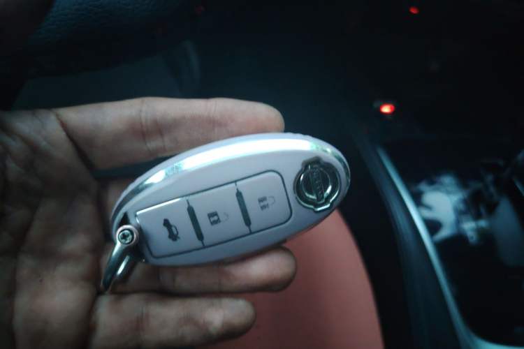 Used Nissan X-Trail 2019 2.0L CVT Smart Connect Comfort Edition 2WD Vehicle Key