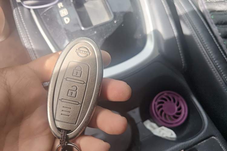 Used Nissan X-Trail 2019 2.0L CVT Smart Connect Comfort Edition 2WD Vehicle Key