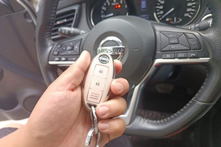 Used Nissan X-Trail 2019 2.0L CVT Smart Connect Comfort Edition 2WD Vehicle Key