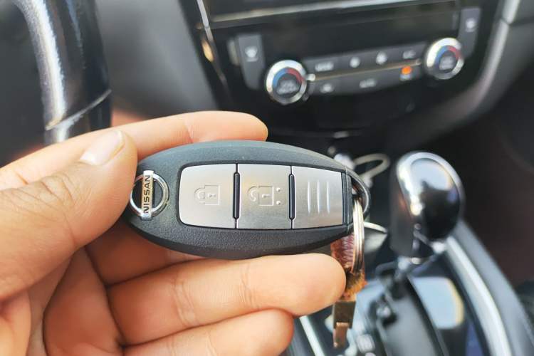 Used Nissan X-Trail 2019 2.0L CVT Smart Connect Comfort Edition 2WD Vehicle Key