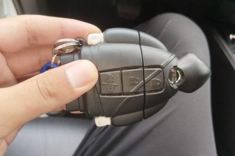 Used Nissan X-Trail 2019 2.0L CVT Smart Connect Comfort Edition 2WD Vehicle Key