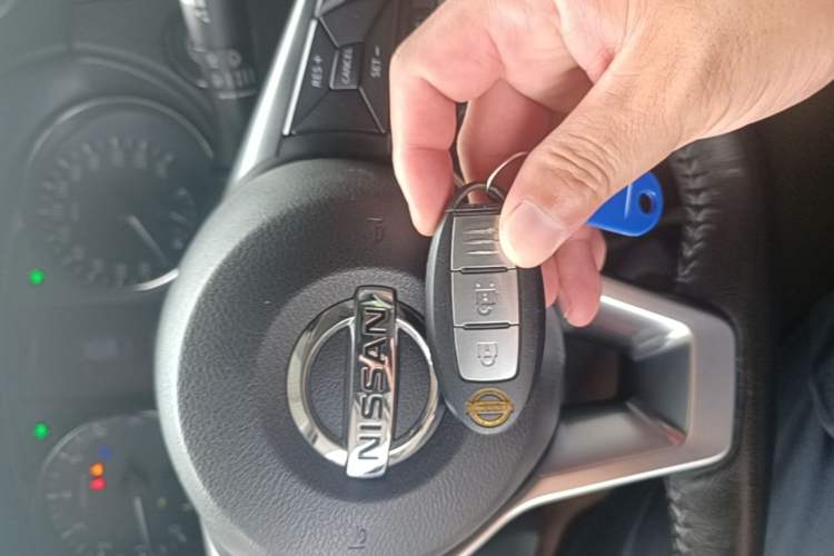 Used Nissan X-Trail 2019 2.0L CVT Smart Connect Comfort Edition 2WD Vehicle Key