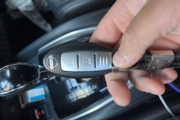 Used Nissan X-Trail 2019 2.0L CVT Smart Connect Comfort Edition 2WD Vehicle Key
