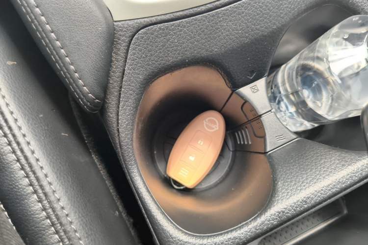 Used Nissan X-Trail 2019 2.0L CVT Smart Connect Comfort Edition 2WD Vehicle Key