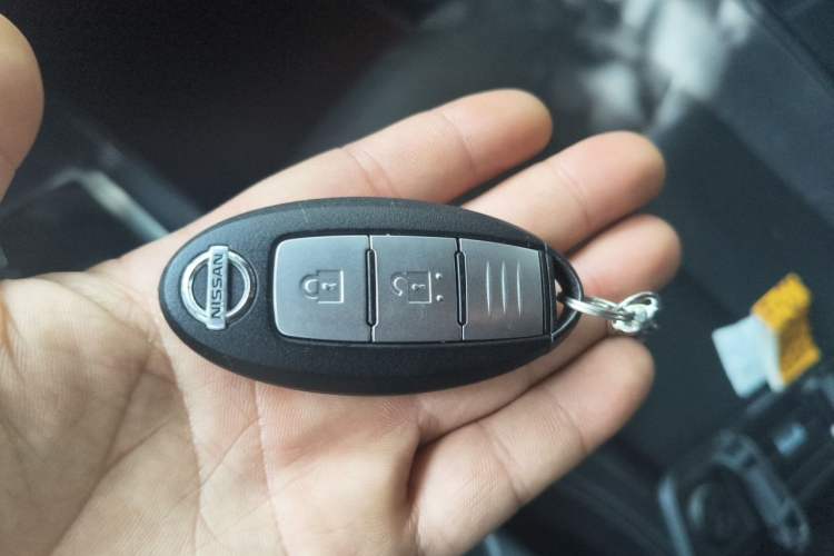 Used Nissan X-Trail 2019 2.0L CVT Smart Connect Comfort Edition 2WD Vehicle Key