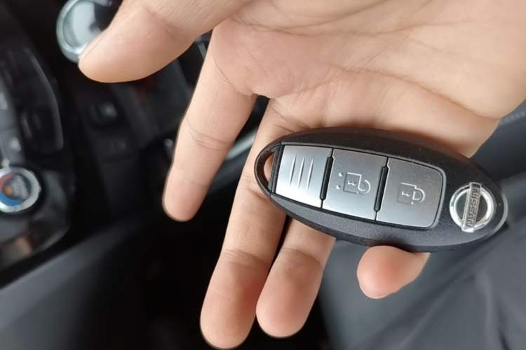 Used Nissan X-Trail 2019 2.0L CVT Smart Connect Comfort Edition 2WD Vehicle Key
