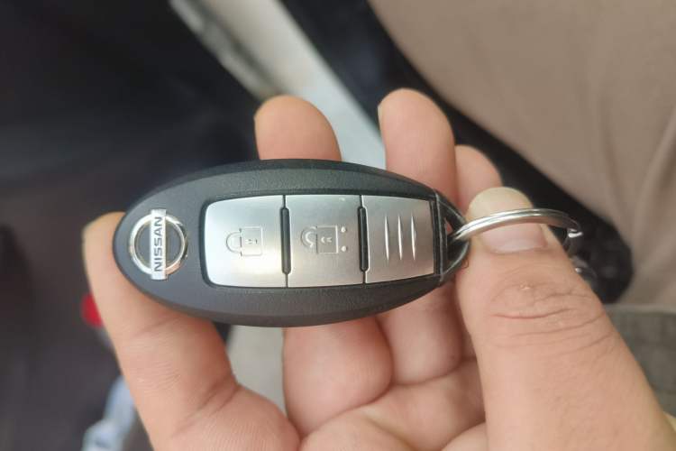 Used Nissan X-Trail 2019 2.0L CVT Smart Connect Comfort Edition 2WD Vehicle Key