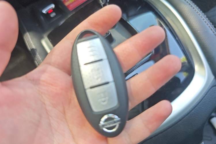 Used Nissan X-Trail 2019 2.0L CVT Comfort Edition 2WD Vehicle Key