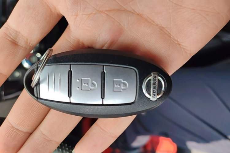 Used Nissan X-Trail 2019 2.0L CVT Smart Connect Comfort Edition 2WD Vehicle Key