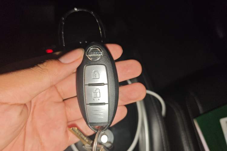 Used Nissan X-Trail 2019 2.0L CVT Smart Connect Comfort Edition 2WD Vehicle Key