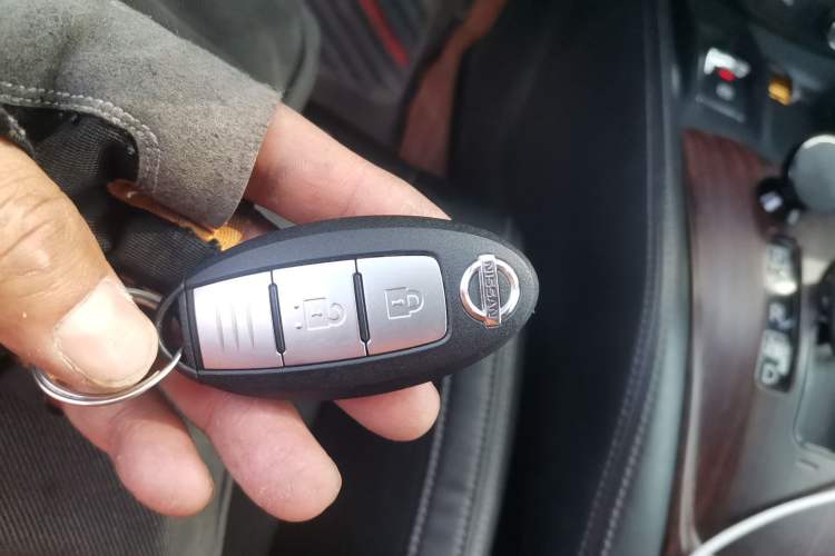 Used Nissan X-Trail 2019 2.0L CVT Smart Connect Comfort Edition 2WD Vehicle Key