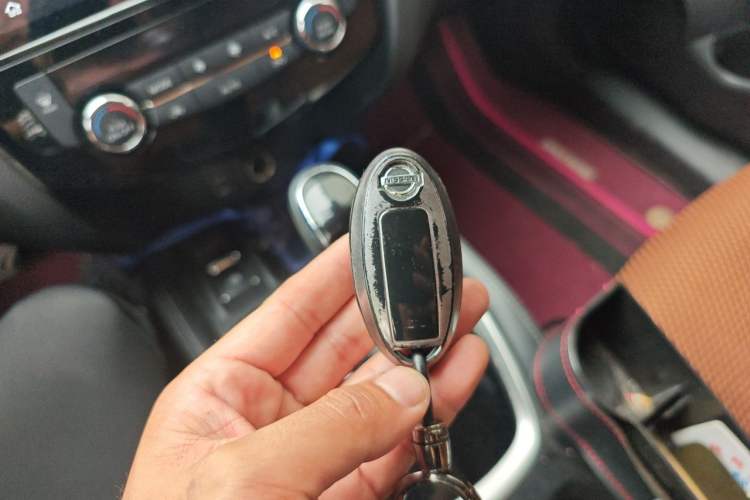 Used Nissan X-Trail 2019 2.0L CVT Smart Connect Comfort Edition 2WD Vehicle Key