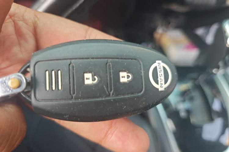 Used Nissan X-Trail 2019 2.0L CVT Smart Connect Comfort Edition 2WD Vehicle Key
