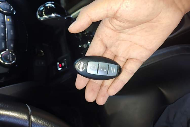 Used Nissan X-Trail 2019 2.0L CVT Smart Connect Comfort Edition 2WD Vehicle Key