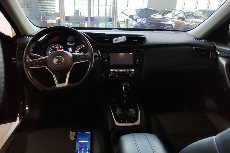 Used Nissan X-Trail 2019 2.0L CVT Comfort Edition 2WD Center Console