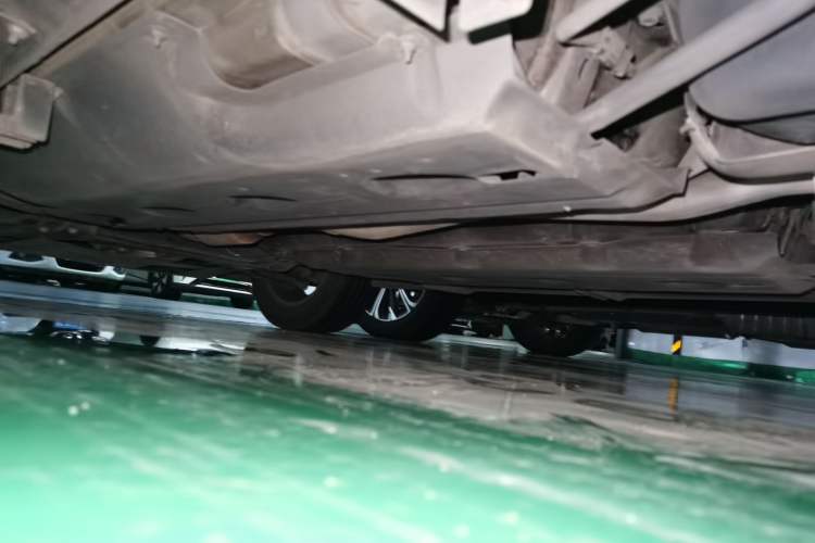 Used Nissan X-Trail 2019 2.5L CVT Smart Connect Luxury Edition 4WD Chassis Rear Left