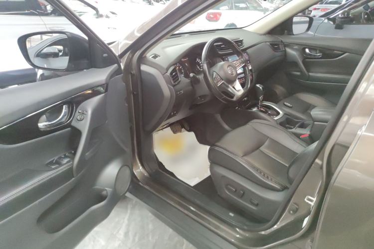 Used Nissan X-Trail 2019 2.0L CVT Smart Connect Comfort Edition 2WD Driver Seat