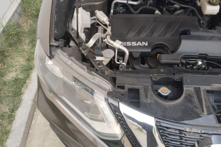 Used Nissan X-Trail 2019 2.0L CVT Smart Connect Comfort Edition 2WD Engine Bay Right