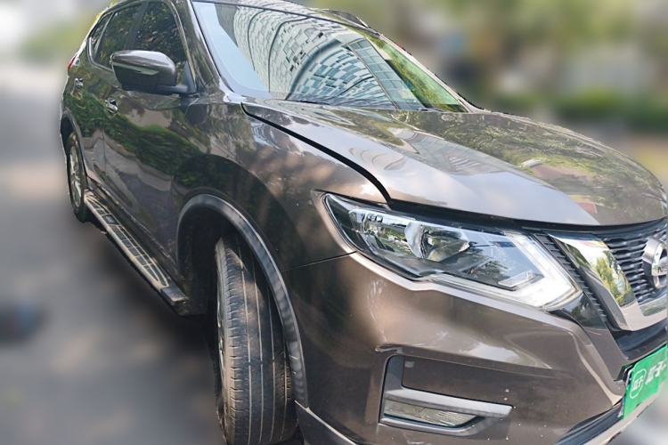 Used Nissan X-Trail 2019 2.0L CVT Smart Connect Comfort Edition 2WD Front Right 45 Deg