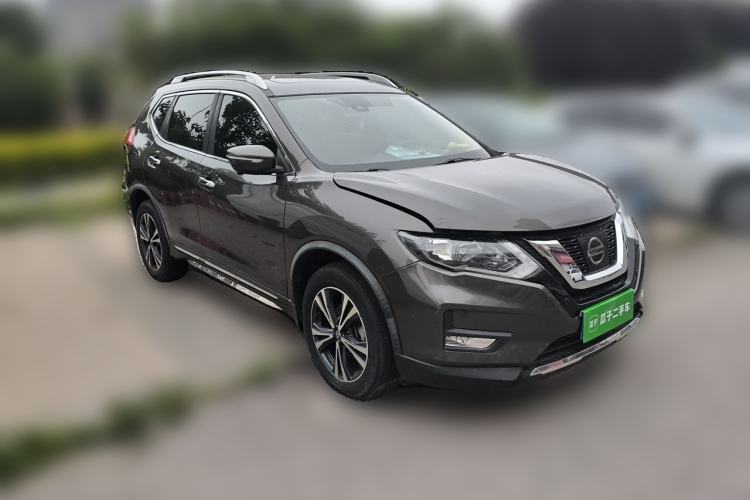 Used Nissan X-Trail 2019 2.5L CVT Smart Connect Luxury Edition 4WD Front Right 45 Deg