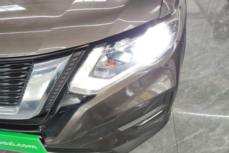 Used Nissan X-Trail 2019 2.0L CVT Smart Connect Comfort Edition 2WD Left Front Headlight